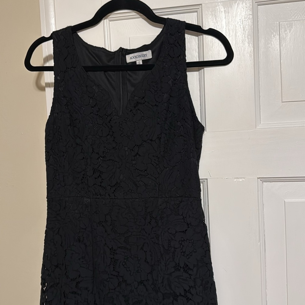 Black Lace Dress - Picture 2 of 9